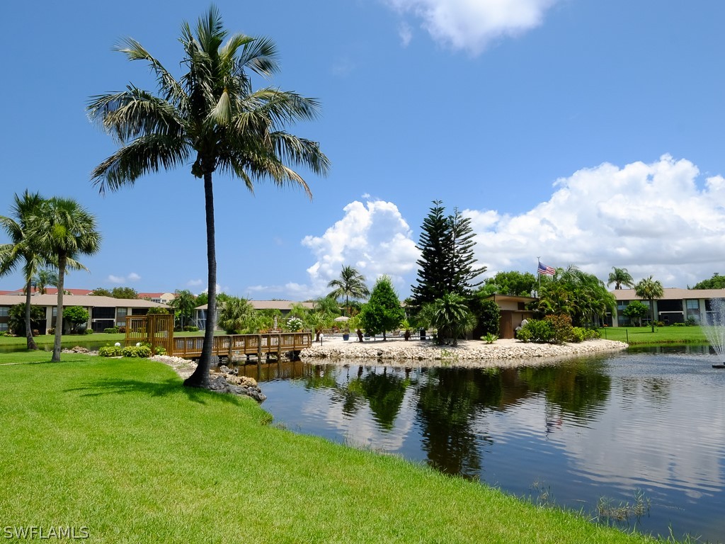 16007 Davis Road, Unit 211 Fort Myers, FL 33908 - Photo 6 of 32 Gallery Image 6