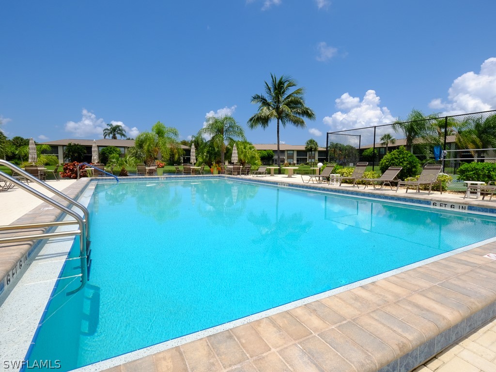 16007 Davis Road, Unit 211 Fort Myers, FL 33908 - Photo 8 of 32 Gallery Image 8