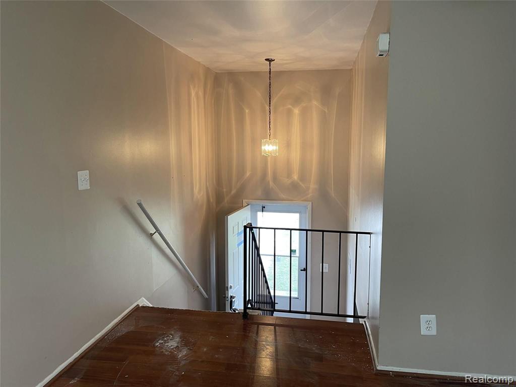 5418 Harding Street Dearborn Heights, MI 48125 - Photo 12 of 15