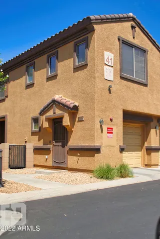 $1,575 | 1420 North 81st Avenue, Phoenix, AZ 85043