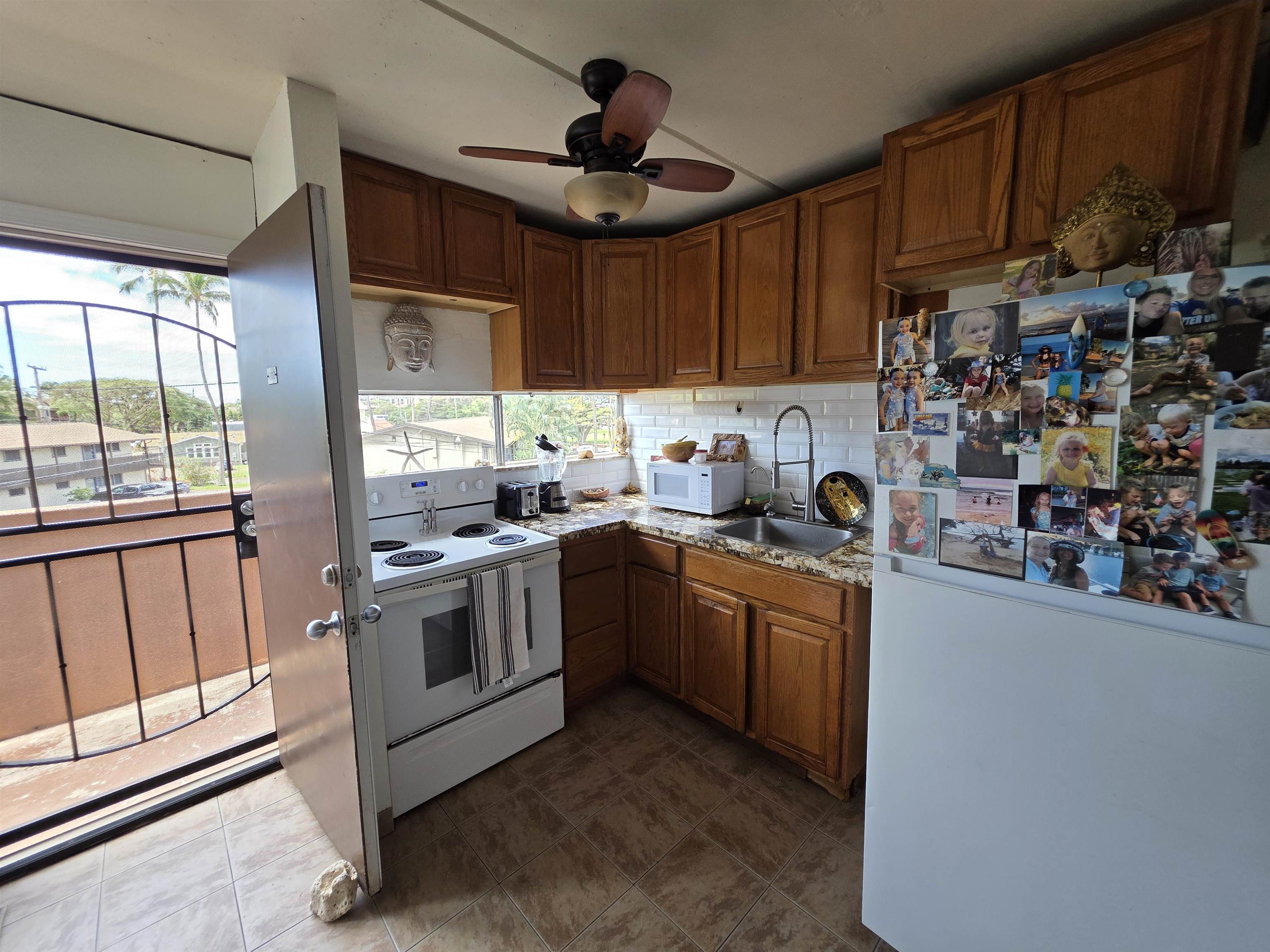 3676 Lower Honoapiilani Road, Unit A303 Lahaina, HI 96761 - Photo 5 of 14