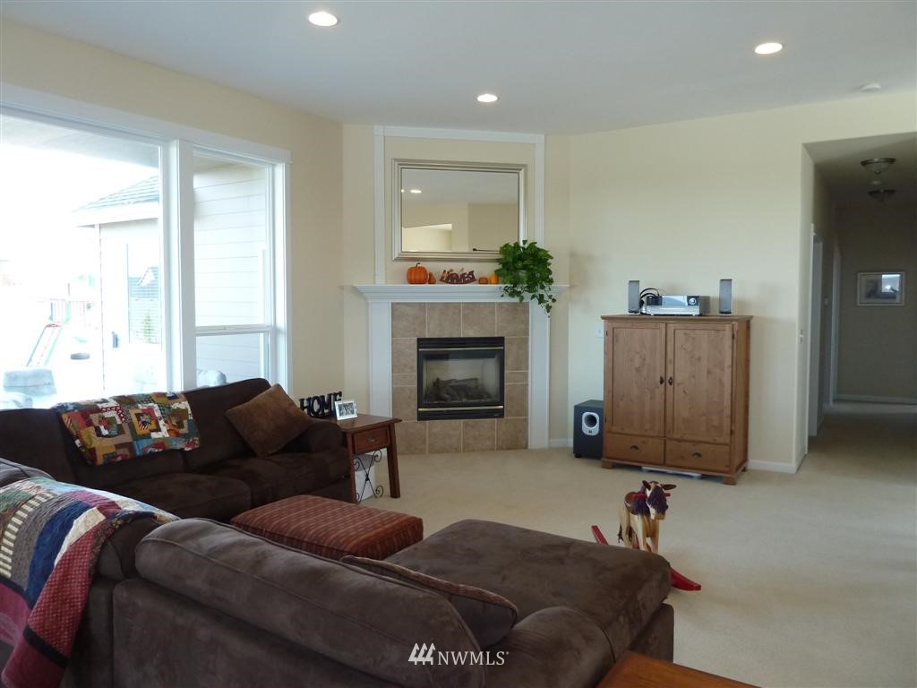 151 Garrett Loop Chehalis, WA 98532 - Photo 3 of 14