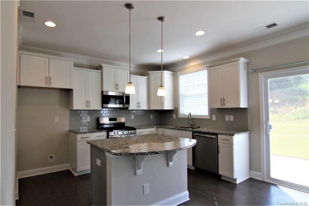 7043 Chrysanthemum Road Lancaster, SC 29720 - Photo 4 of 28 Gallery Image 4
