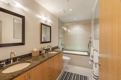 $1,280,000 | 485-495 Harrison Avenue, Unit 404, Boston, MA 02118