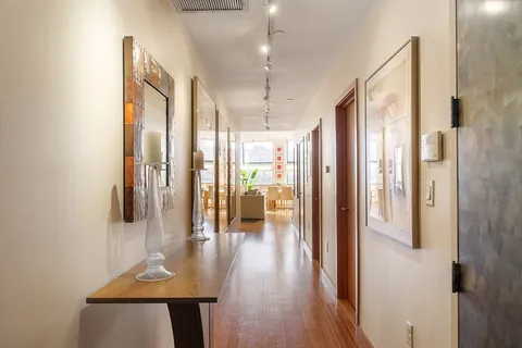 $1,280,000 | 485-495 Harrison Avenue, Unit 404, Boston, MA 02118