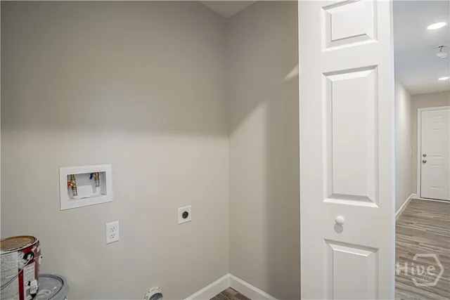 $1,800 | 22 Nelson Street, Savannah, GA 31415