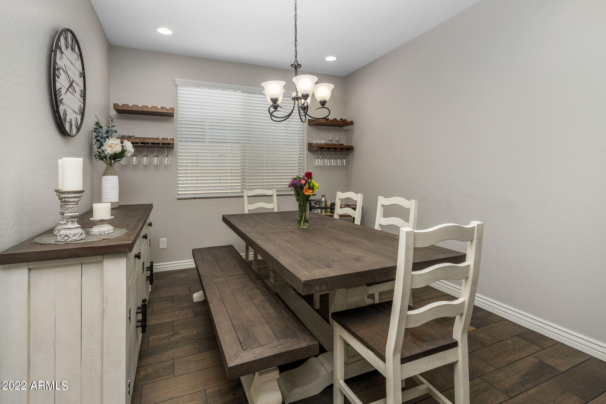 2833 East Fraktur Road Phoenix, AZ 85040 - Photo 10 of 27 Dining