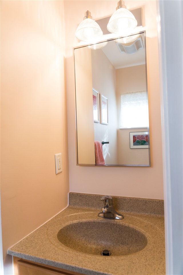 299 Mt Support Road, Unit 18 Lebanon, NH 03766 - Photo 10 of 25