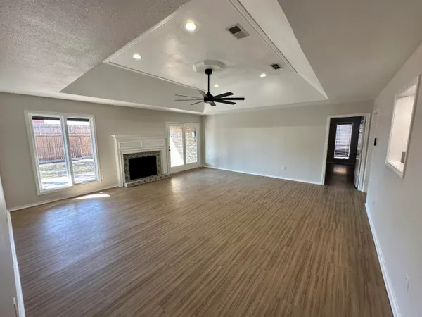 $2,250 | 5821 80th Street, Lubbock, TX 79424