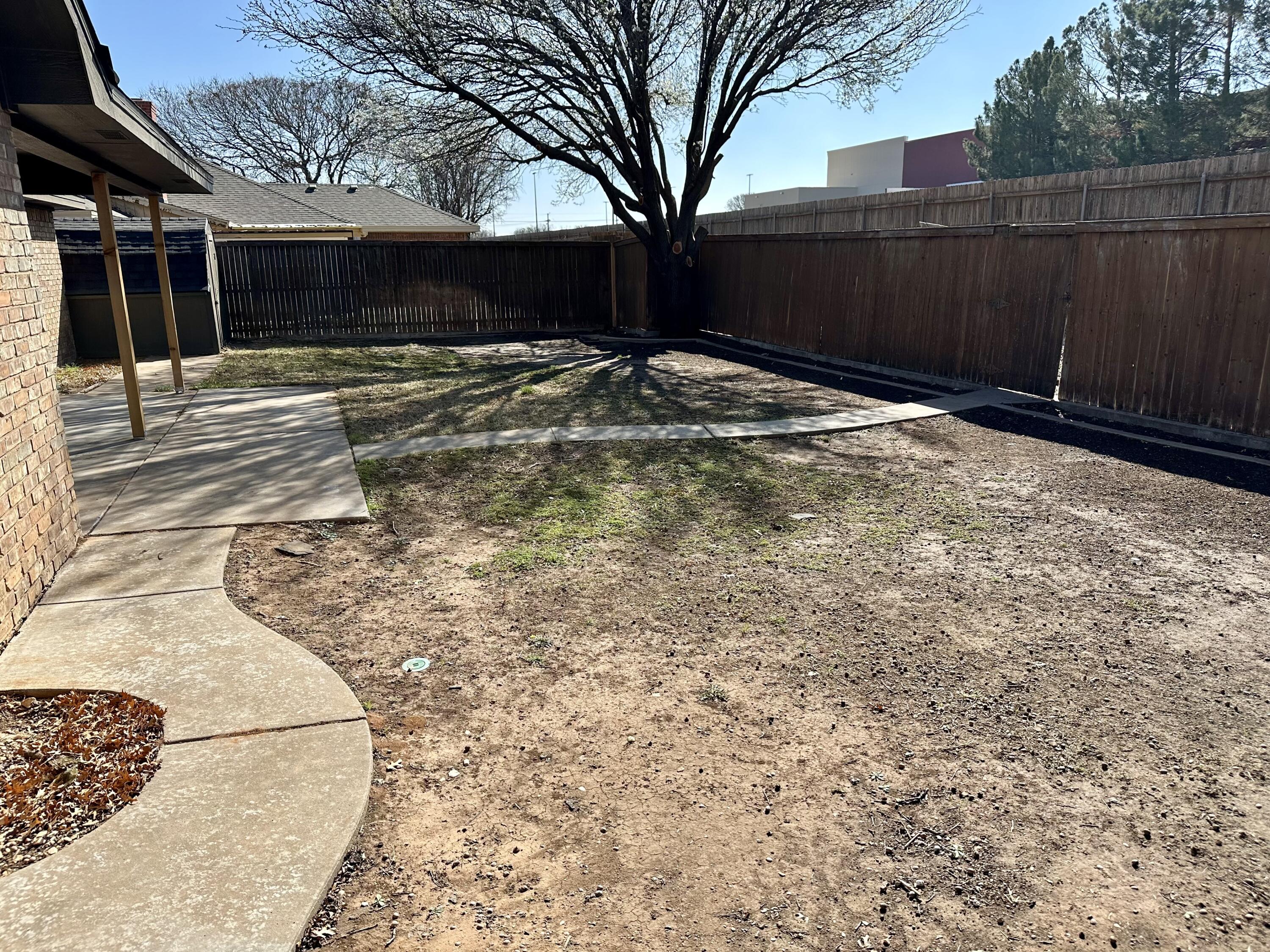 5821 80th Street Lubbock, TX 79424 - Photo 24 of 31 IMG_8526