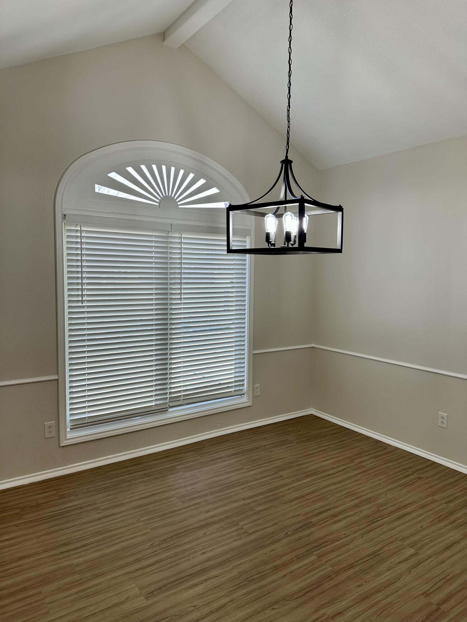 5821 80th Street Lubbock, TX 79424 - Photo 5 of 31 IMG_8506