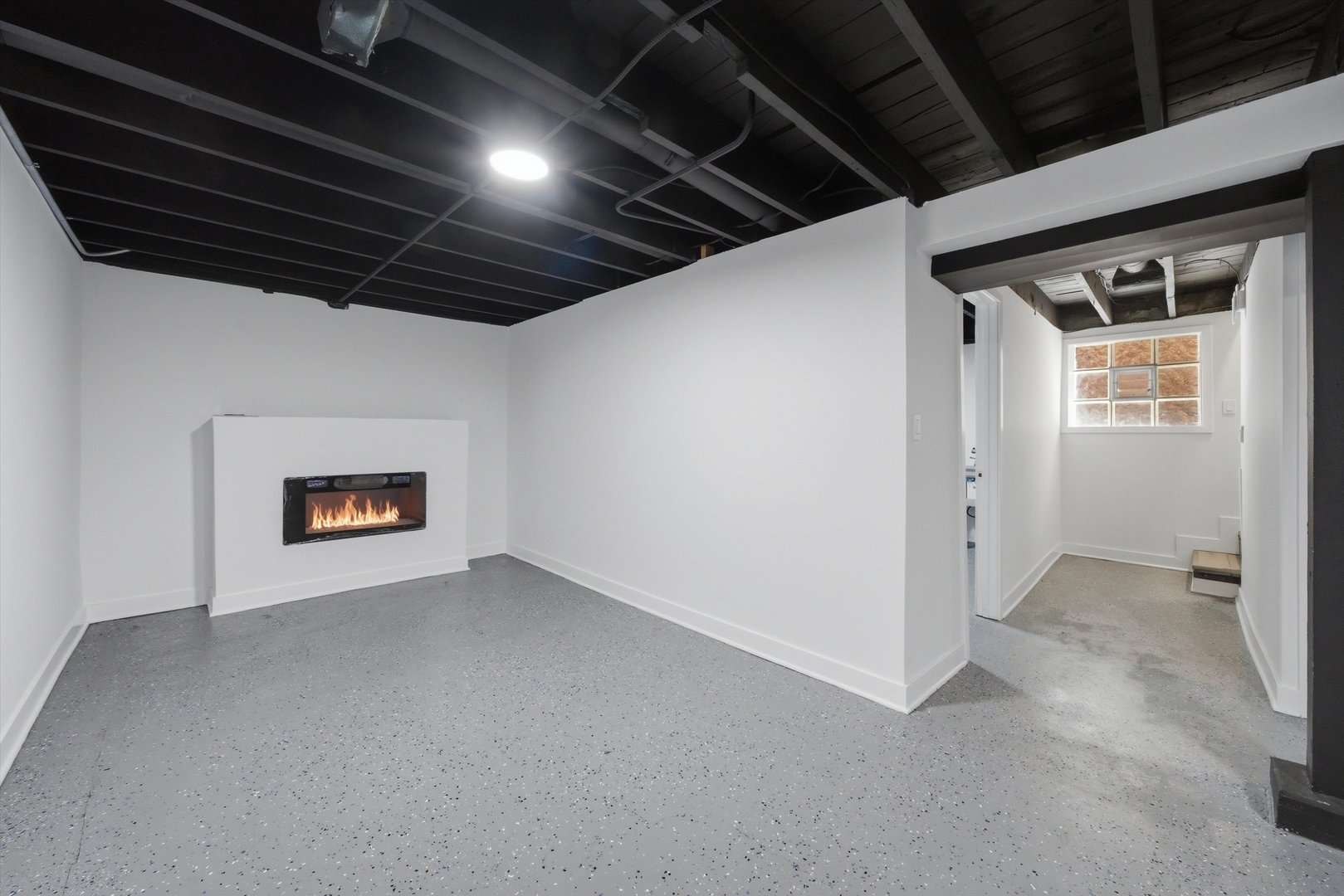 8219 South Throop Street Chicago, IL 60620 - Photo 19 of 23