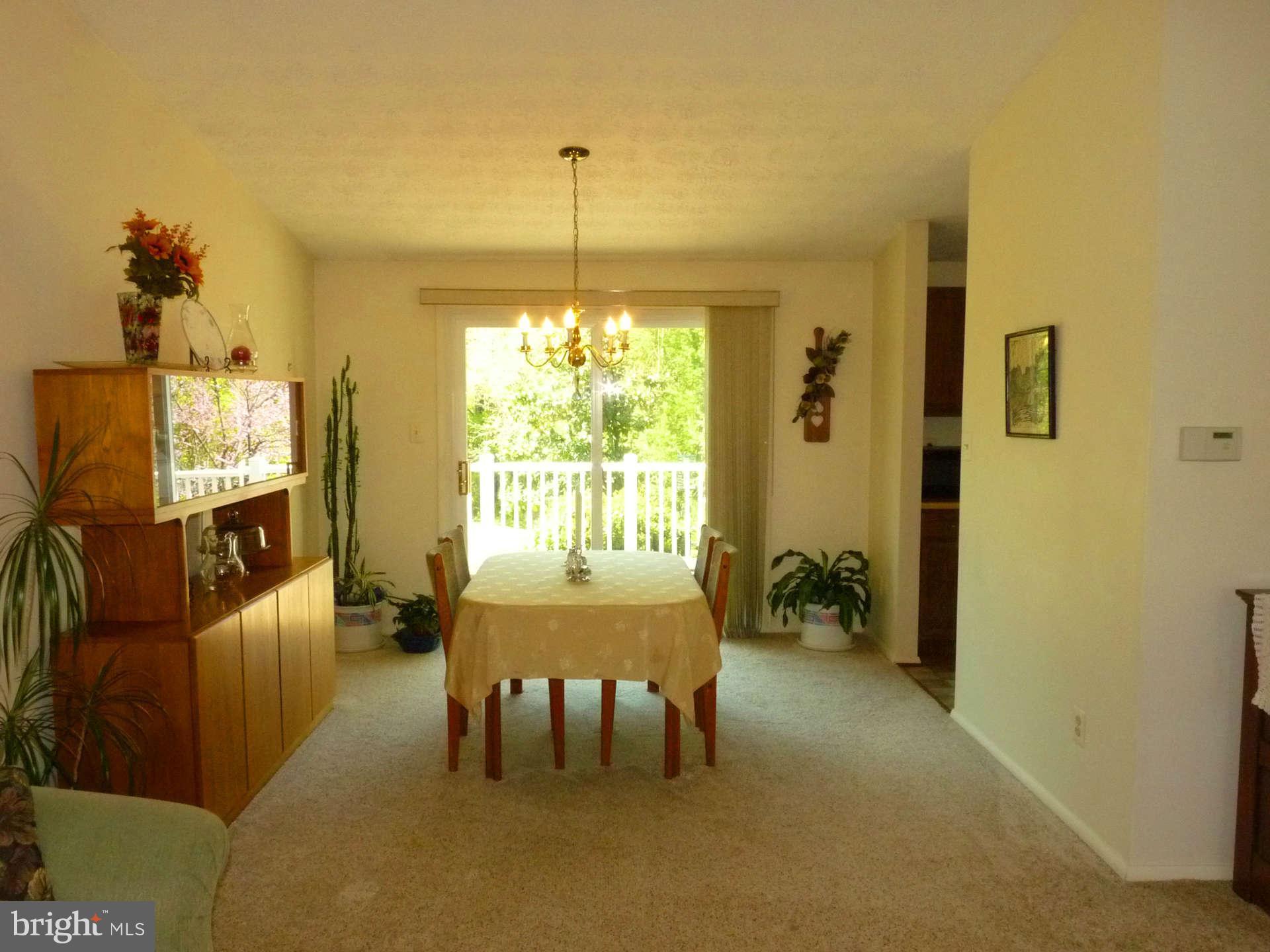4 Box Baltimore, MD 21221 - Photo 6 of 30 a dining room with furniture and window
