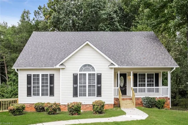 $1,855 | 5232 Springhouse Farm Road, Winston-Salem, NC 27107