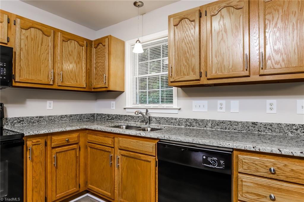 5232 Springhouse Farm Road Winston-Salem, NC 27107 - Photo 6 of 17