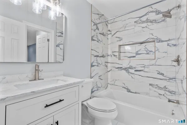 $2,700 | 133 Peddlers Drive, Unit 133, Branford, CT 06405