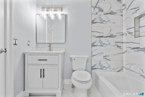 $2,700 | 133 Peddlers Drive, Unit 133, Branford, CT 06405