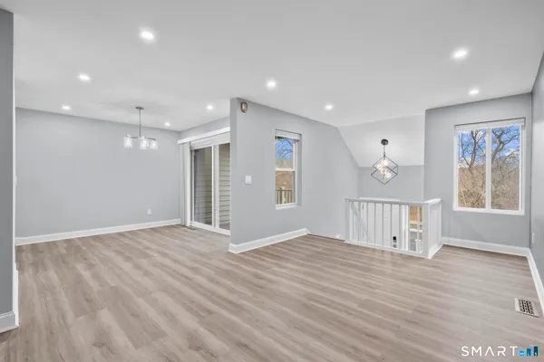 $2,700 | 133 Peddlers Drive, Unit 133, Branford, CT 06405