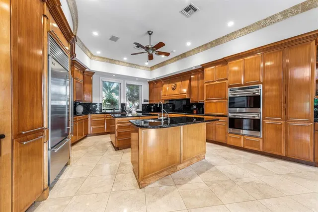 $7,950,000 | 3005 Northeast 19th Street, Fort Lauderdale, FL 33305