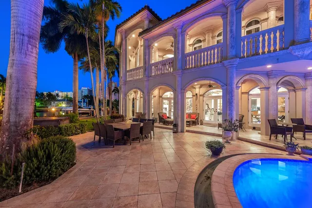 $7,950,000 | 3005 Northeast 19th Street, Fort Lauderdale, FL 33305