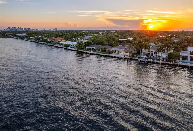 $7,950,000 | 3005 Northeast 19th Street, Fort Lauderdale, FL 33305