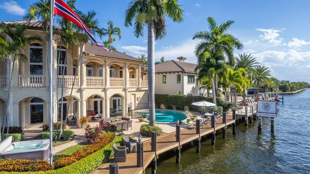 $7,950,000 | 3005 Northeast 19th Street, Fort Lauderdale, FL 33305