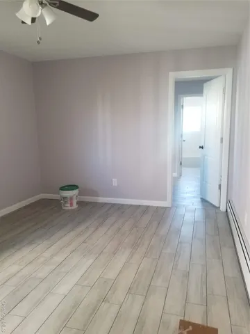 $1,800 | 456 Lincoln Boulevard, Unit SIDE, Long Beach, NY 11561