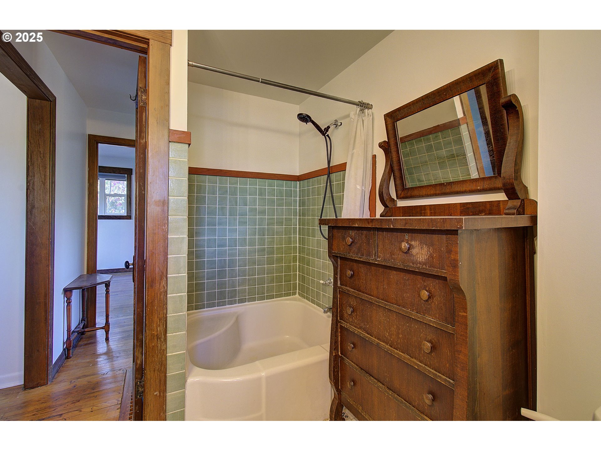 911 9th Street Oregon City, OR 97045 - Photo 13 of 29