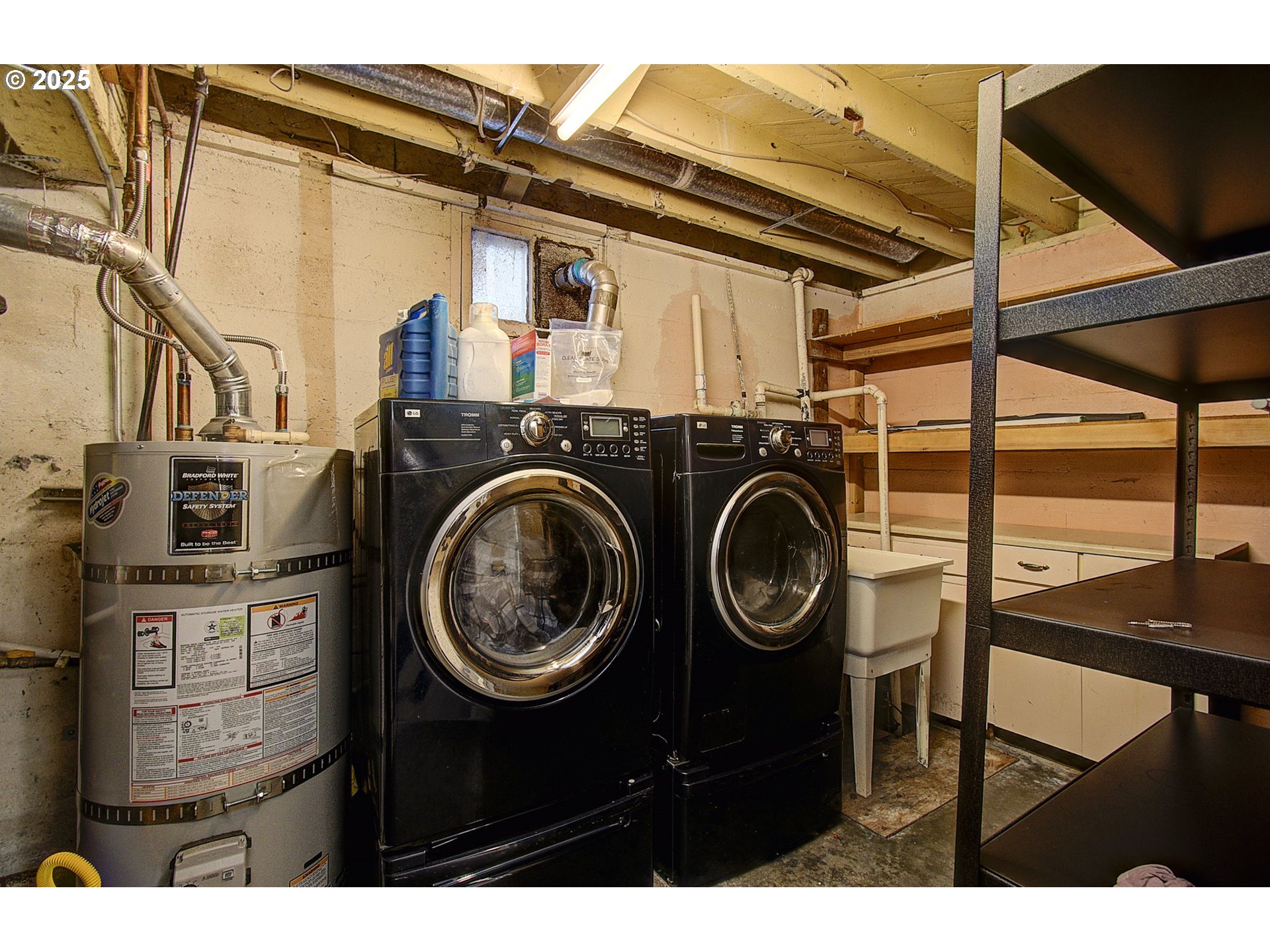 911 9th Street Oregon City, OR 97045 - Photo 17 of 29