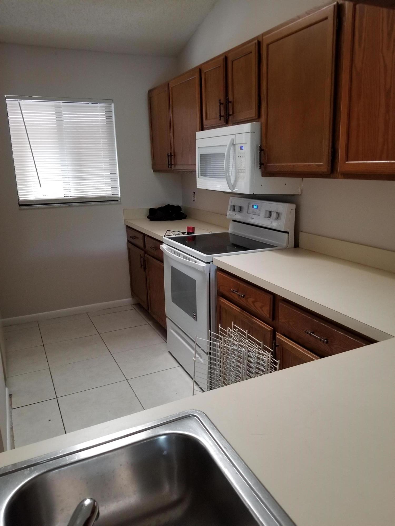 2300 Germantown Road, Unit 203 Delray Beach, FL 33445 - Photo 4 of 21 4