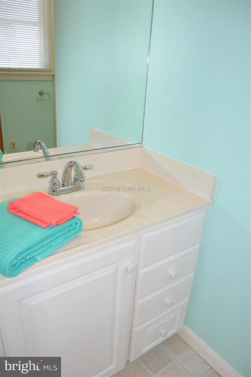 717 Anchor Chain Road Ocean City, MD 21842 - Photo 18 of 29 Gallery Image 18