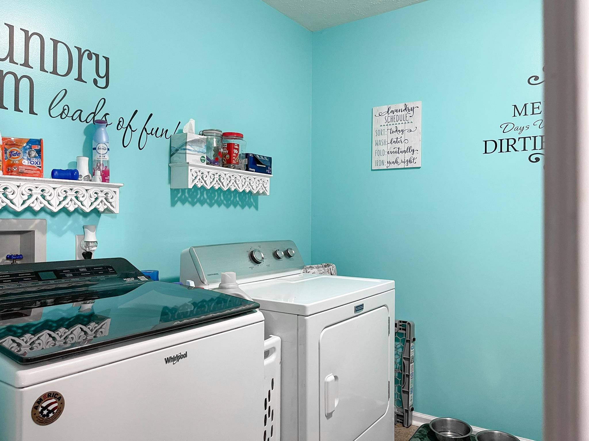 172 Beagle Gap Run Waynesboro, VA 22980 - Photo 21 of 32 a utility room with dryer and washer
