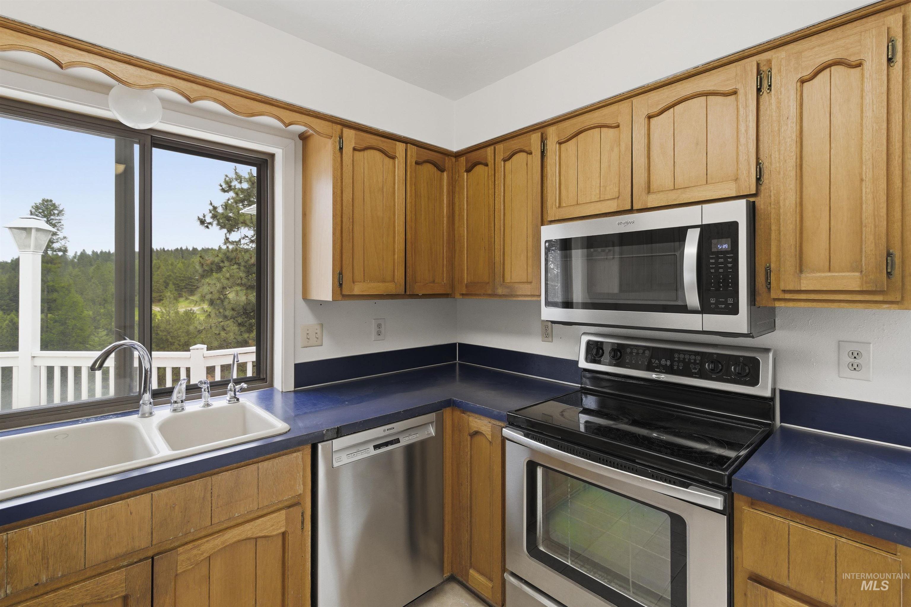 1415 Four Mile Road Viola, ID 83872 - Photo 19 of 49