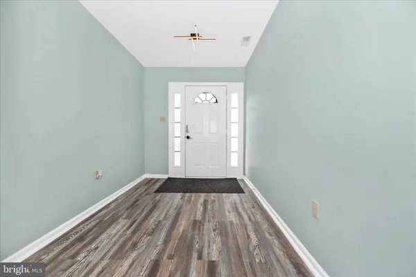 $2,800 | 7130 Oberlin Circle, Frederick, MD 21703