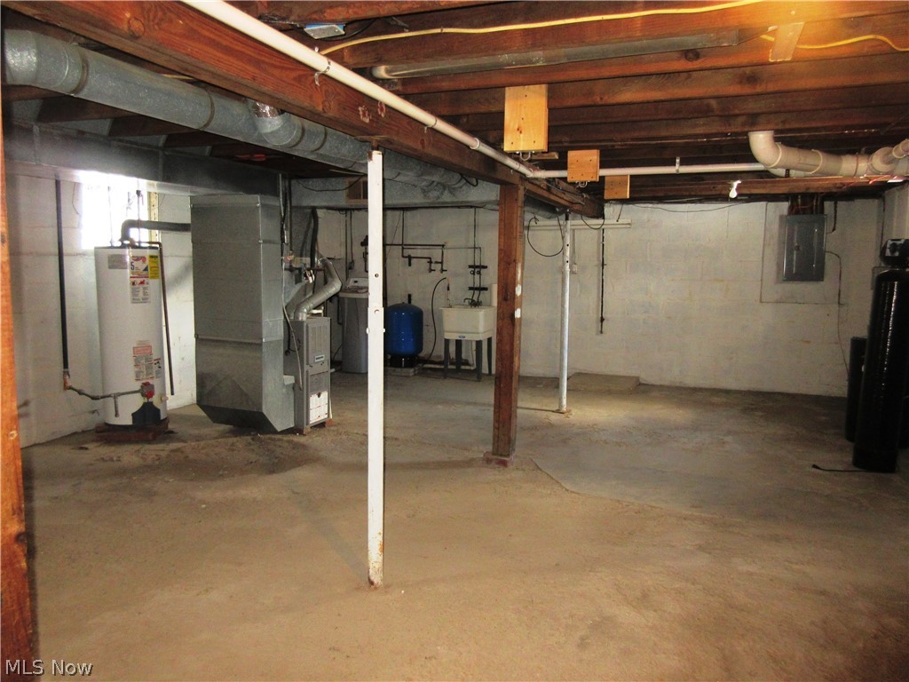 415 Randolph Road Mogadore, OH 44260 - Photo 22 of 30 Full basement.