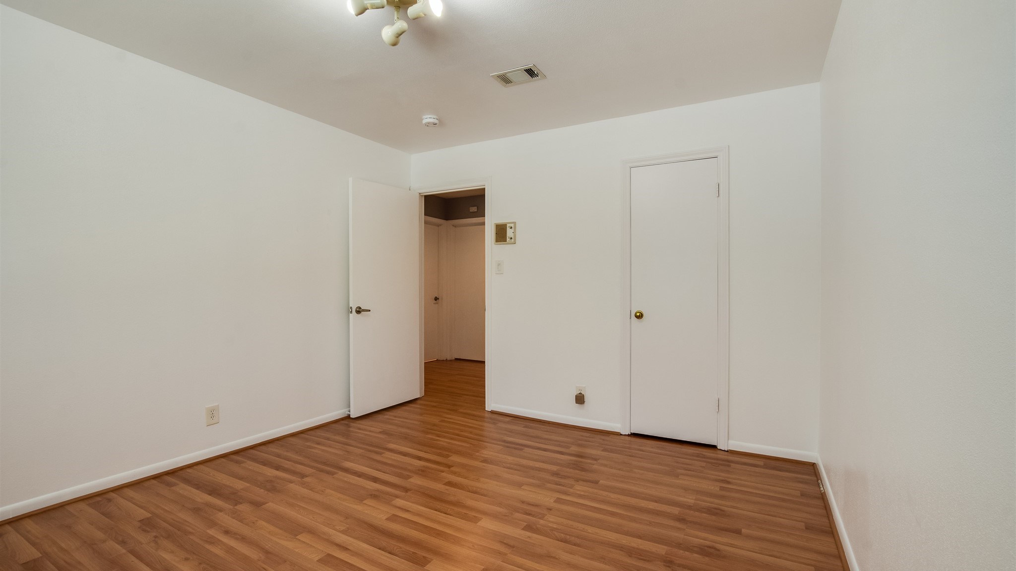 12615 Huntingwick Drive Houston, TX 77024 - Photo 20 of 35 a view of a livingroom with wooden floor