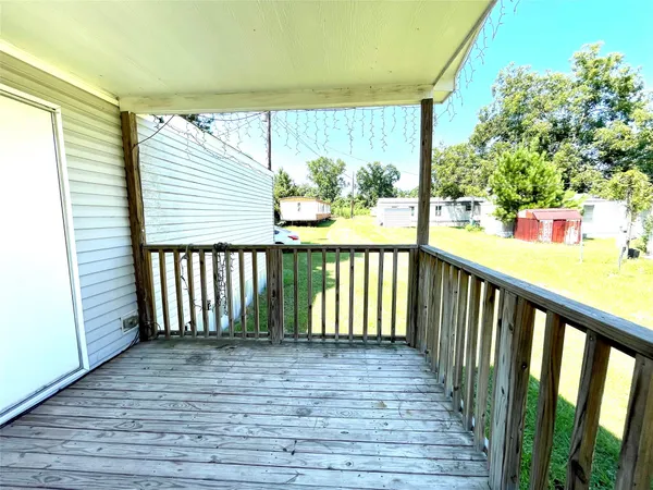 $900 | 71 Woodrow Street, Coldspring, TX 77331
