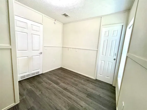 $900 | 71 Woodrow Street, Coldspring, TX 77331