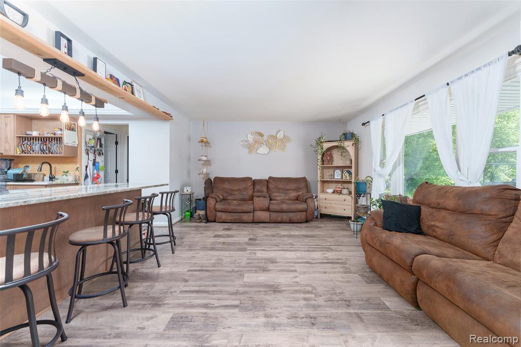 940 Rowland Road Leonard, MI 48367 - Photo 18 of 59