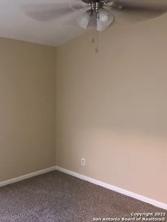 $1,100 | 550 Dukeway Drive, Unit 2, Universal City, TX 78148
