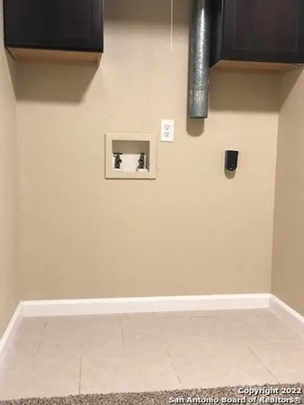 $1,100 | 550 Dukeway Drive, Unit 2, Universal City, TX 78148