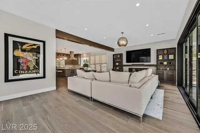 $18,000 | 11906 Port Labelle Drive, Las Vegas, NV 89141