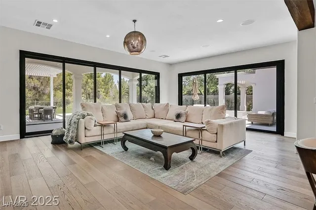 $18,000 | 11906 Port Labelle Drive, Las Vegas, NV 89141