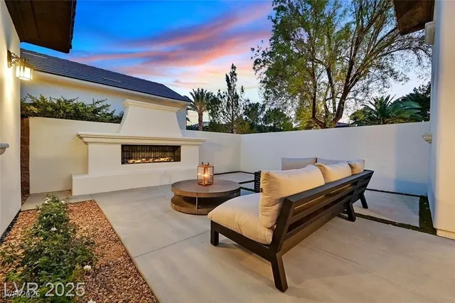 $18,000 | 11906 Port Labelle Drive, Las Vegas, NV 89141