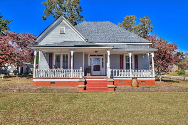$329,900 | 818 Calhoun Street, Johnston, SC 29832