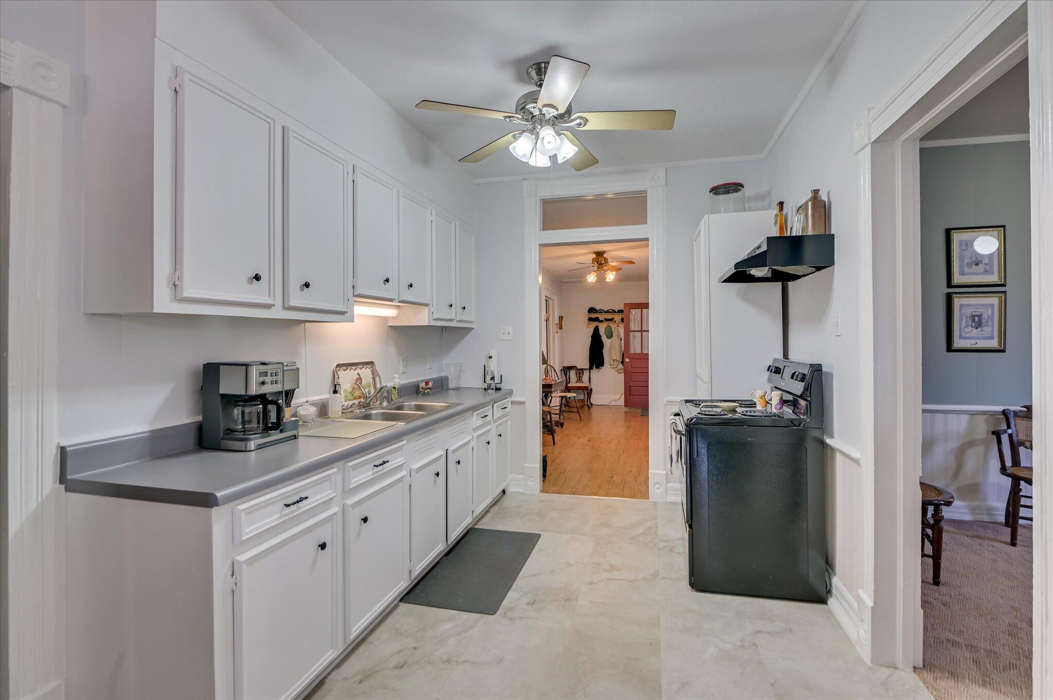 818 Calhoun Street Johnston, SC 29832 - Photo 11 of 41 11-111