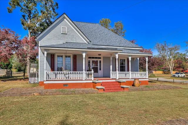 $329,900 | 818 Calhoun Street, Johnston, SC 29832