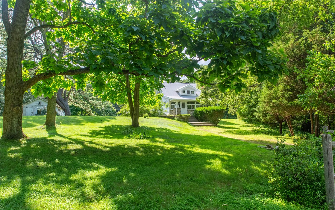 261 Hardig Road Warwick, RI 02886 - Photo 18 of 43