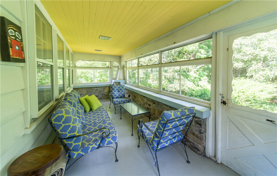 261 Hardig Road Warwick, RI 02886 - Photo 32 of 43