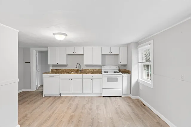 $2,900 | 95 South Main Street, Unit B, Andover, MA 01810